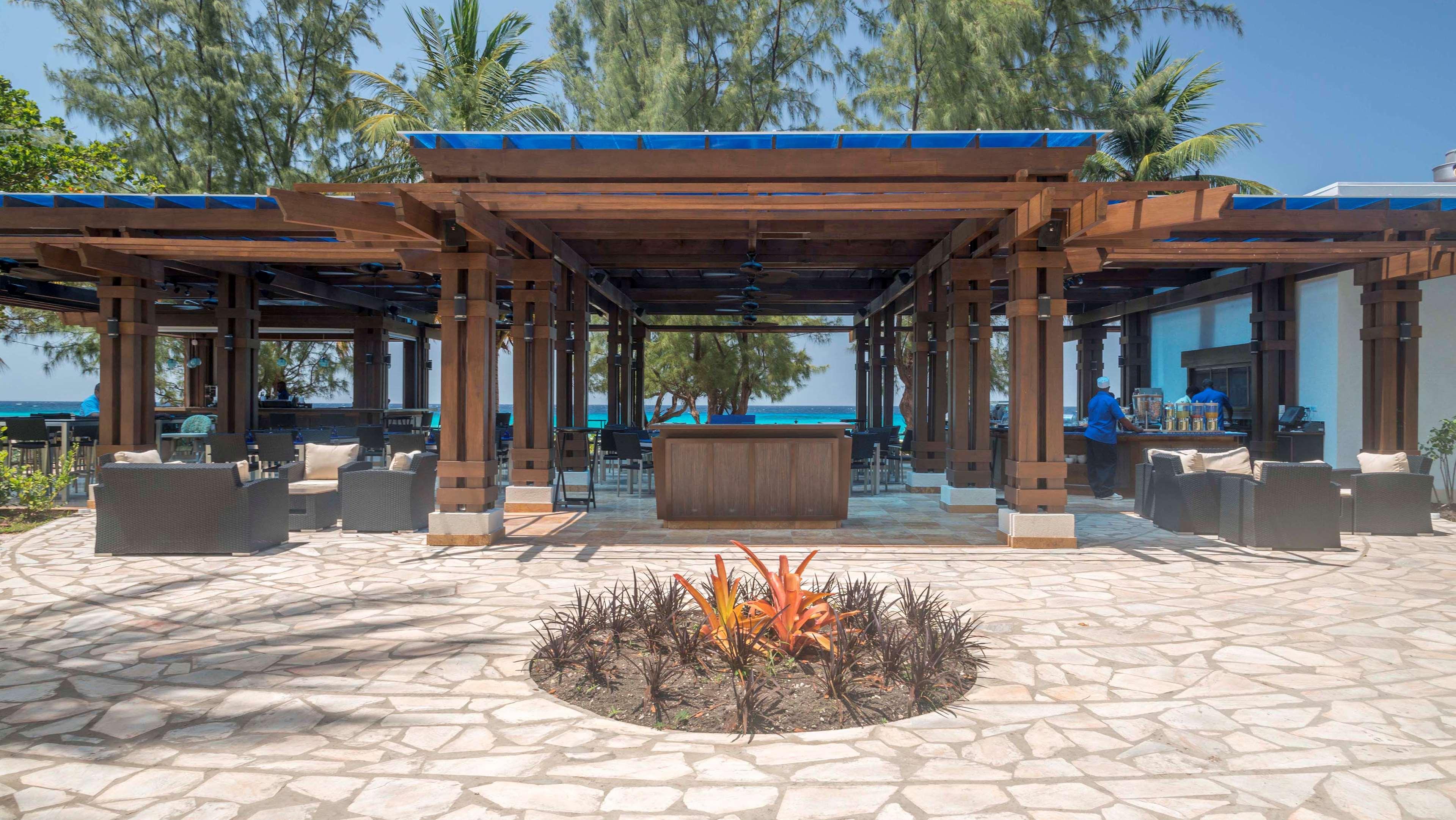 Divi Southwinds Beach Resort Christchurch Exterior foto