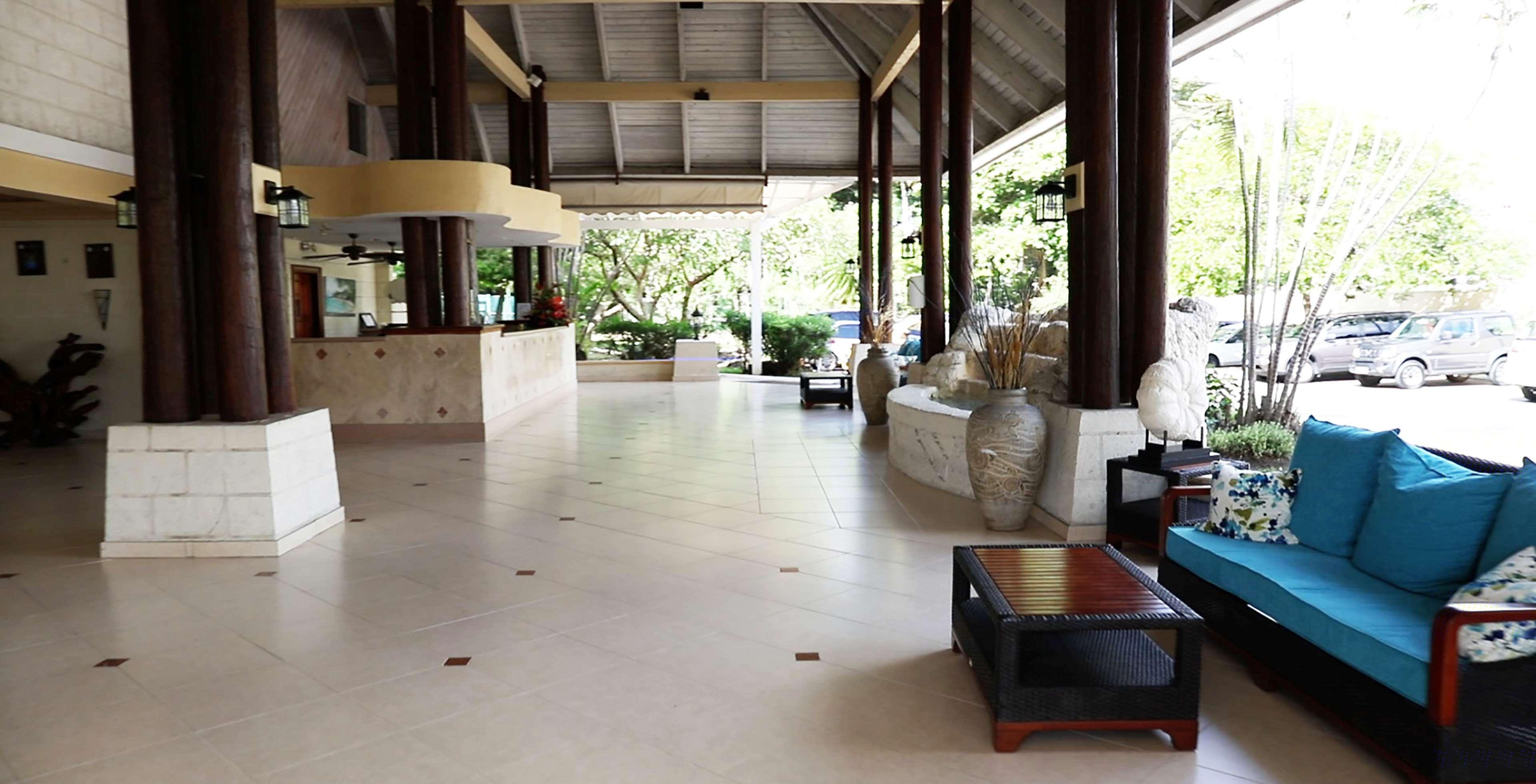 Divi Southwinds Beach Resort Christchurch Exterior foto