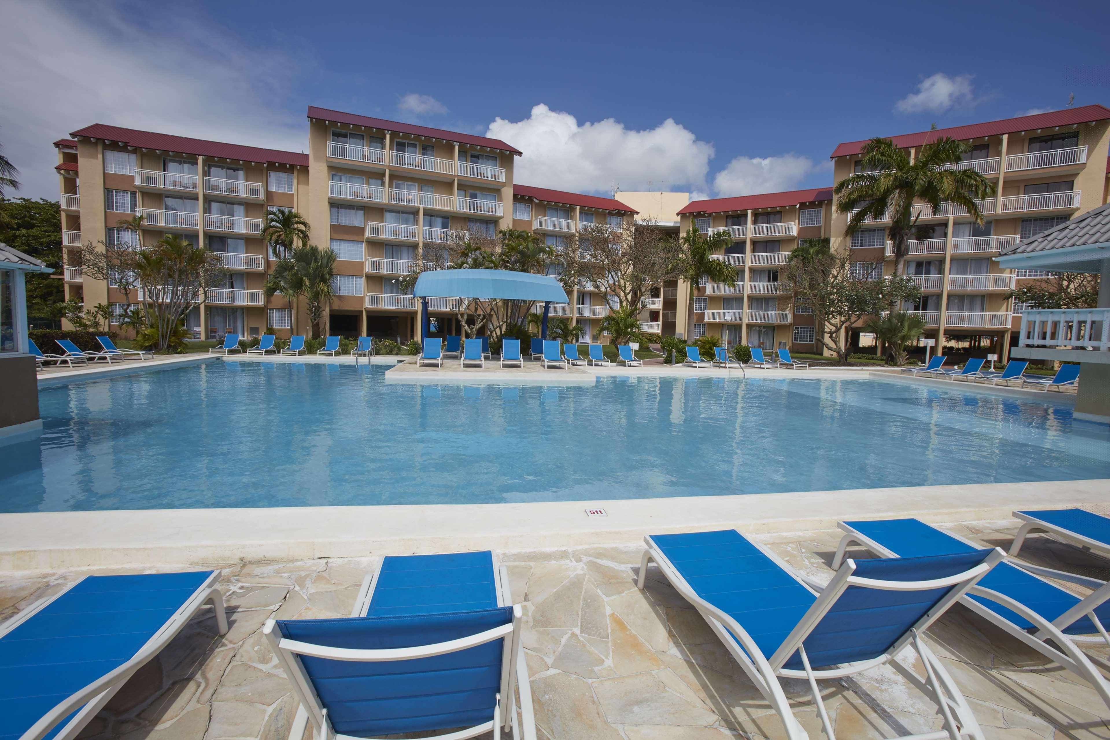 Divi Southwinds Beach Resort Christchurch Exterior foto