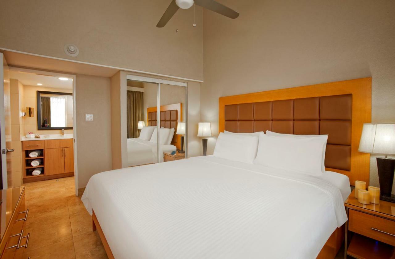 Divi Southwinds Beach Resort Christchurch Exterior foto